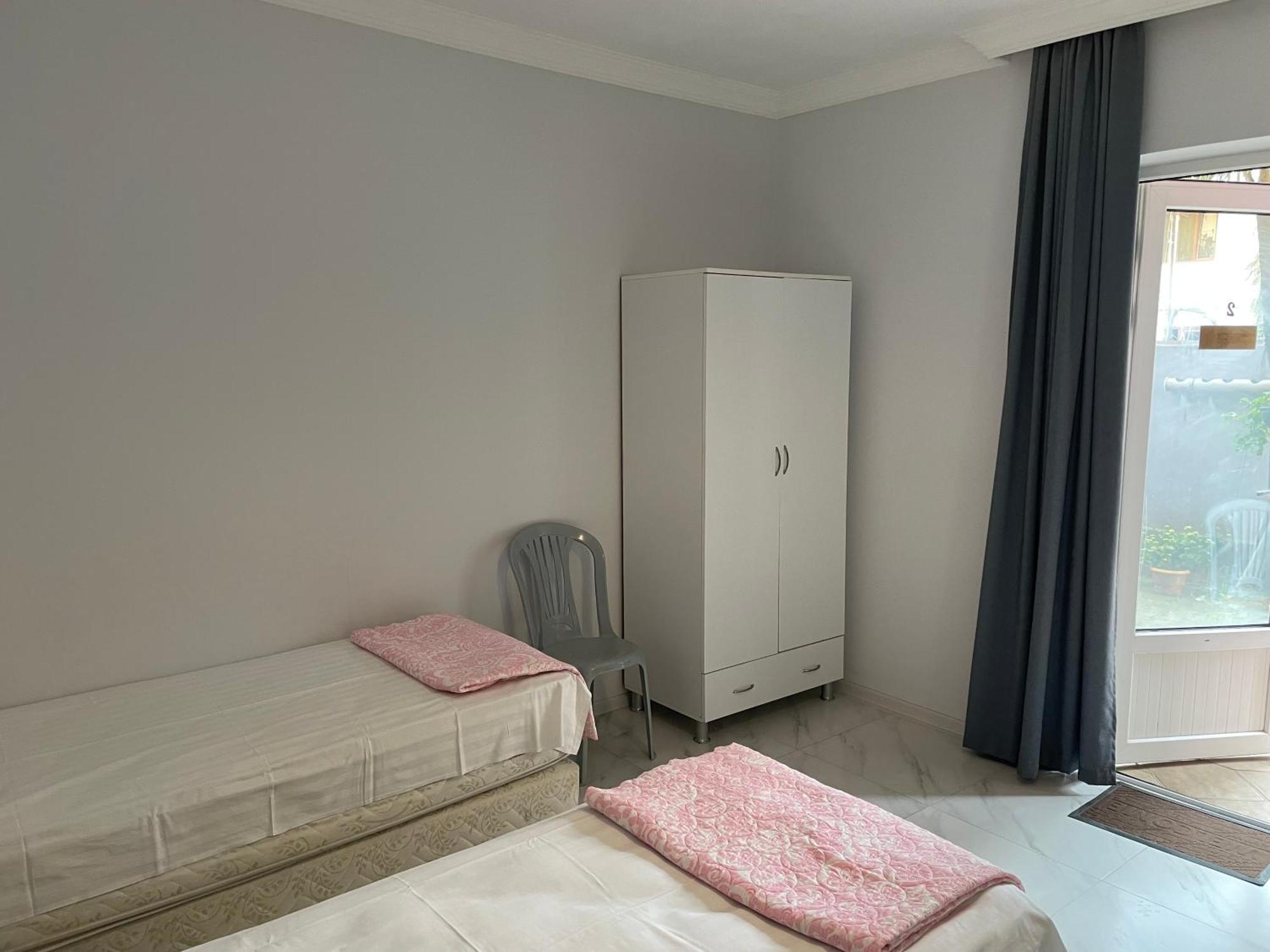 גוניו Twins Hotel מראה חיצוני תמונה